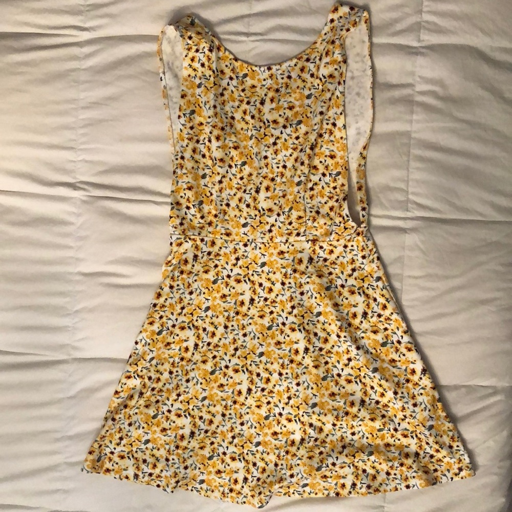 Forever 21 Yellow Flowered Dress